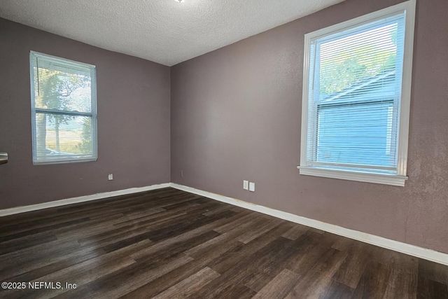 2058 W 40TH Street, Jacksonville, FL 32209