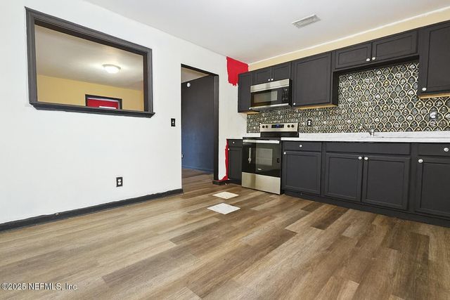 2058 W 40TH Street, Jacksonville, FL 32209