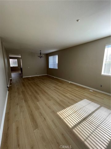 16141 San Jacinto ave, Fontana, CA 92336