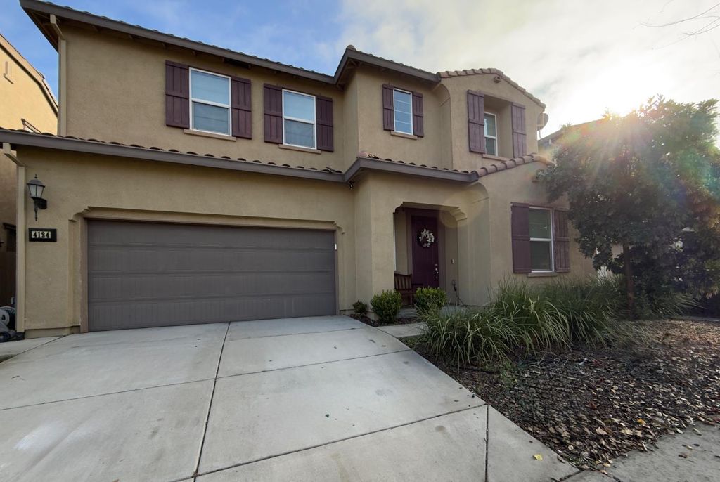 4124 Dardanelles St, Sacramento, CA 95834