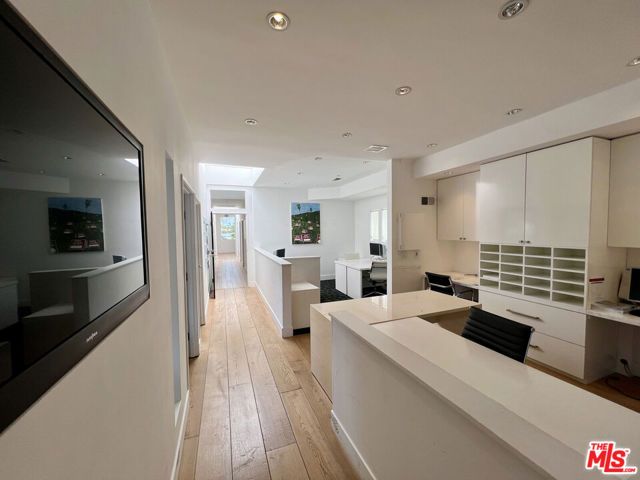 4250 Wilshire Boulevard, Los Angeles, CA 90010