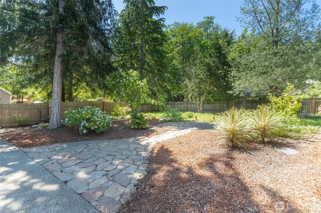 70 Camano Lane, Port Ludlow, WA 98365