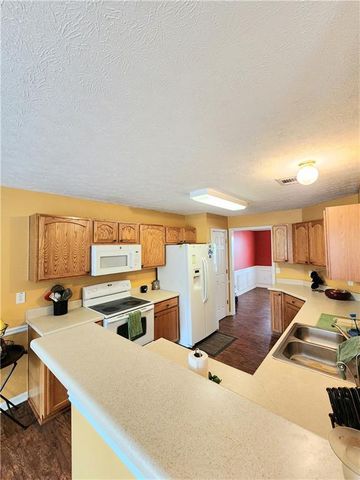 4353 Flat Stone Lane, Snellville, GA 30039