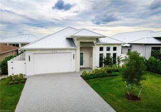 536 107th AVE N, Naples, FL 34108