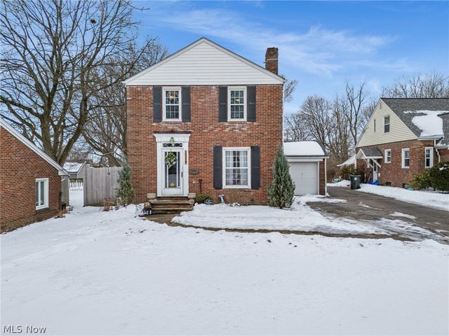 1218 24th Street NE, Canton, OH 44714