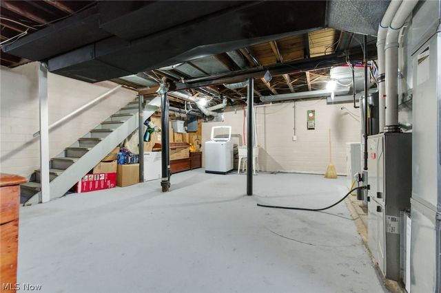 1218 24th Street NE, Canton, OH 44714