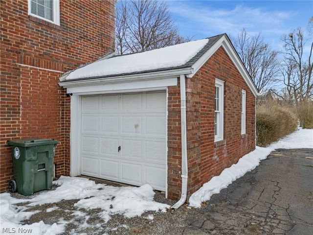 1218 24th Street NE, Canton, OH 44714