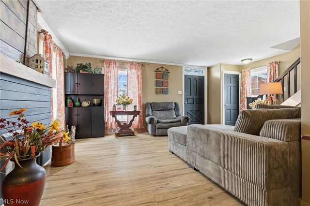 1218 24th Street NE, Canton, OH 44714