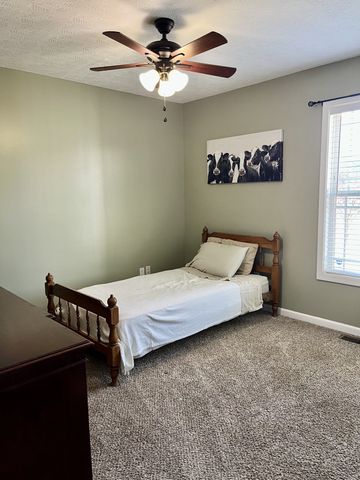 260 Miller Rd, Lafayette, TN 37083