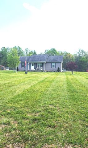 260 Miller Rd, Lafayette, TN 37083