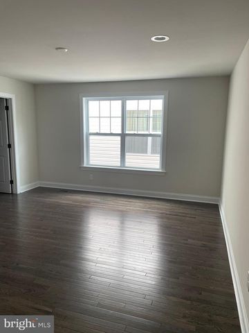512 LEWIS ST, Downingtown, PA 19335