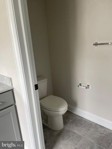 512 LEWIS ST, Downingtown, PA 19335