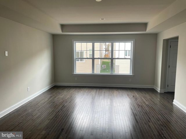 512 LEWIS ST, Downingtown, PA 19335