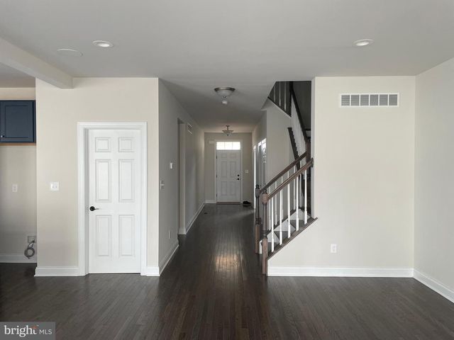 512 LEWIS ST, Downingtown, PA 19335