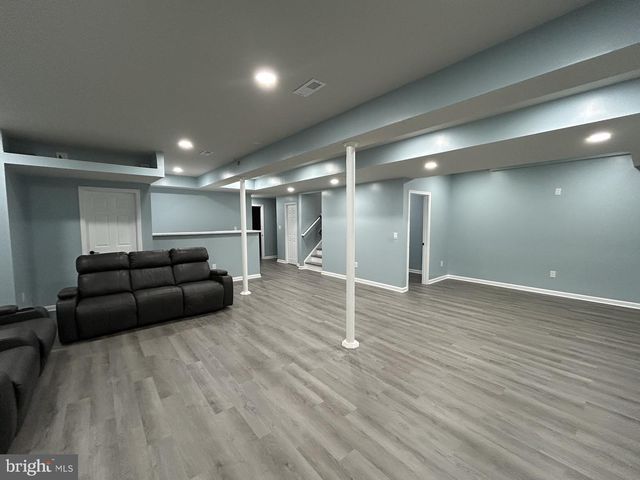 512 LEWIS ST, Downingtown, PA 19335