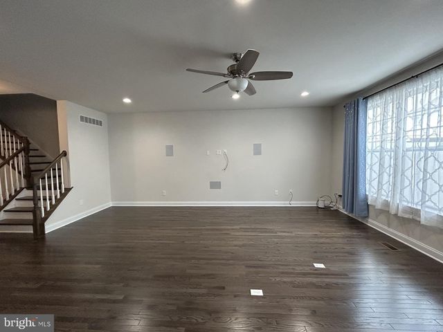 512 LEWIS ST, Downingtown, PA 19335
