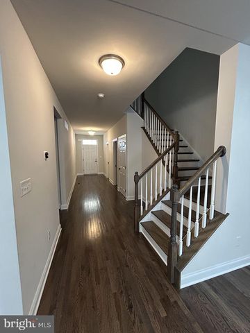 512 LEWIS ST, Downingtown, PA 19335
