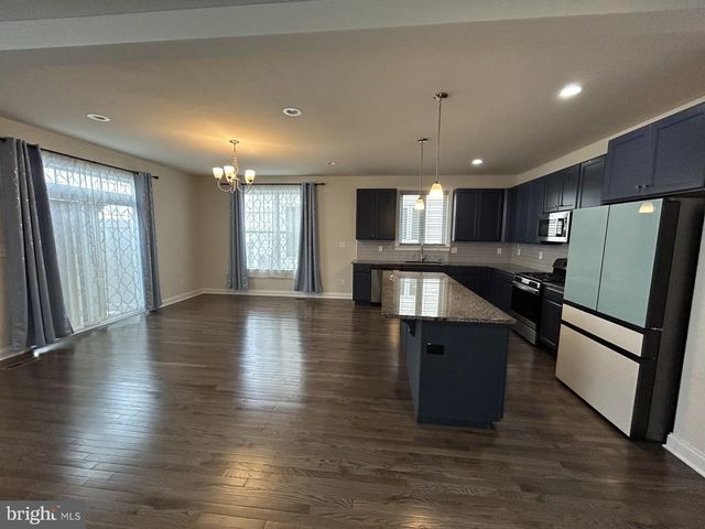 512 LEWIS ST, Downingtown, PA 19335