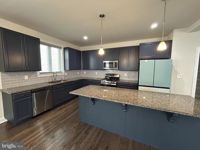 512 LEWIS ST, Downingtown, PA 19335