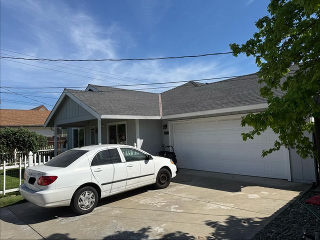 8925 Fredric Ave, Sacramento, CA 95826