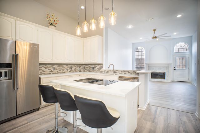 1806 Frosted Hill Drive, Carrollton, TX 75010