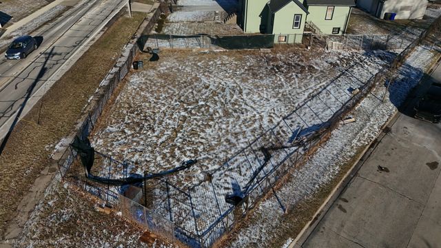 8667 Plainfield Road, Lyons, IL 60534