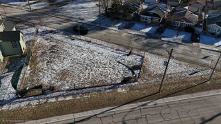 8667 Plainfield Road, Lyons, IL 60534