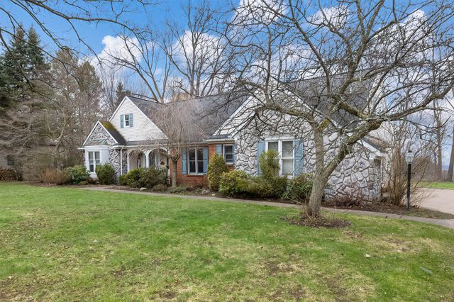 830 RIDGEVIEW Drive, Fairview, PA 16505