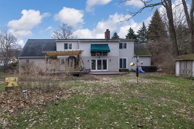 830 RIDGEVIEW Drive, Fairview, PA 16505