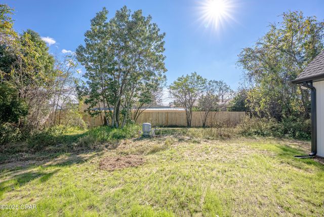 319 W 35th Court, Panama City, FL 32405