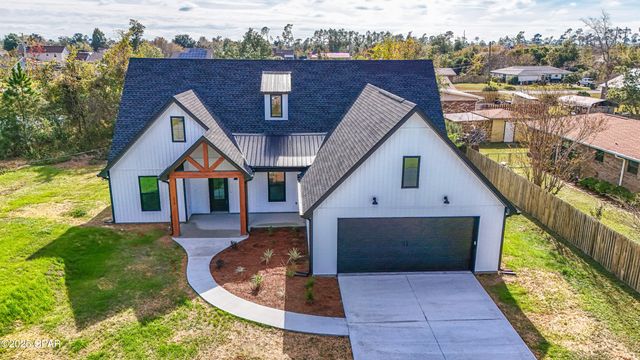 319 W 35th Court, Panama City, FL 32405