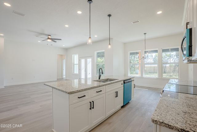 319 W 35th Court, Panama City, FL 32405