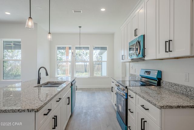 319 W 35th Court, Panama City, FL 32405