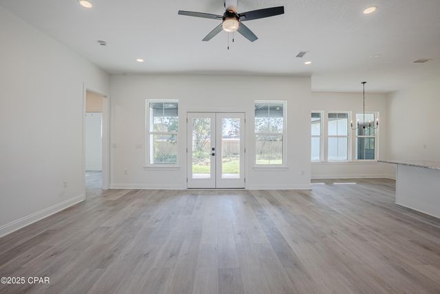 319 W 35th Court, Panama City, FL 32405