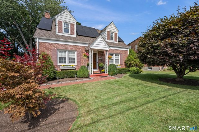 720 Jewett Avenue, Bridgeport, CT 06606