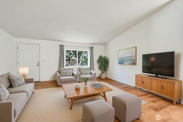 61 Flamingo Road, Port Townsend, WA 98368