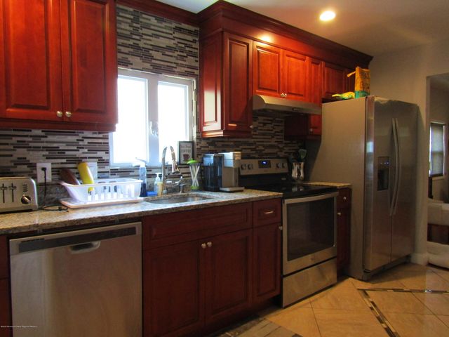 1726 Melrose Avenue, Lake Como, NJ 07719