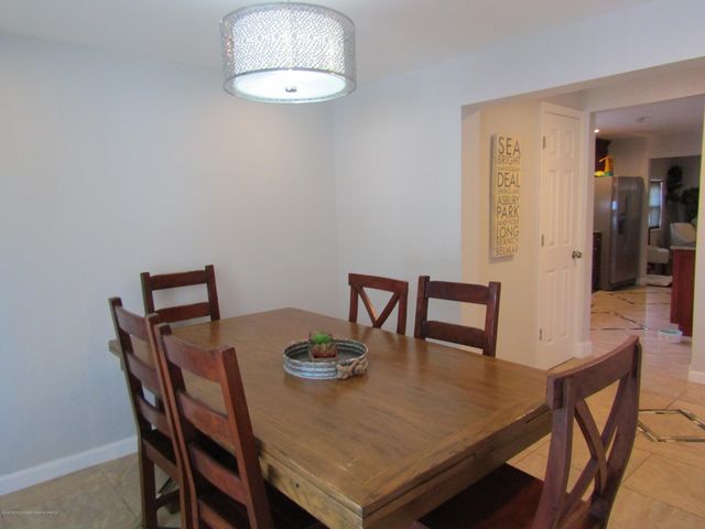 1726 Melrose Avenue, Lake Como, NJ 07719
