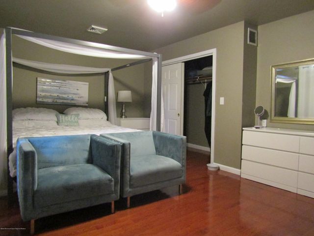 1726 Melrose Avenue, Lake Como, NJ 07719