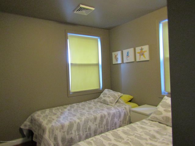 1726 Melrose Avenue, Lake Como, NJ 07719
