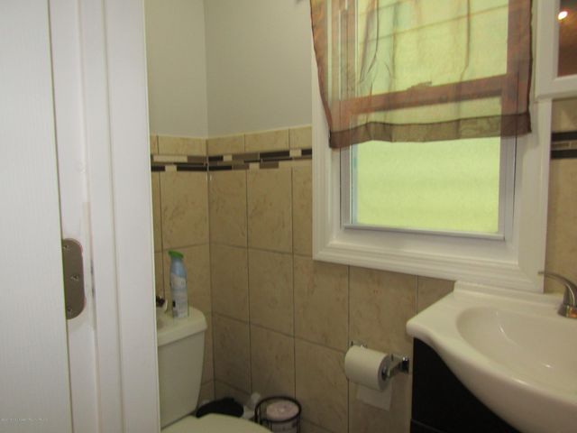 1726 Melrose Avenue, Lake Como, NJ 07719