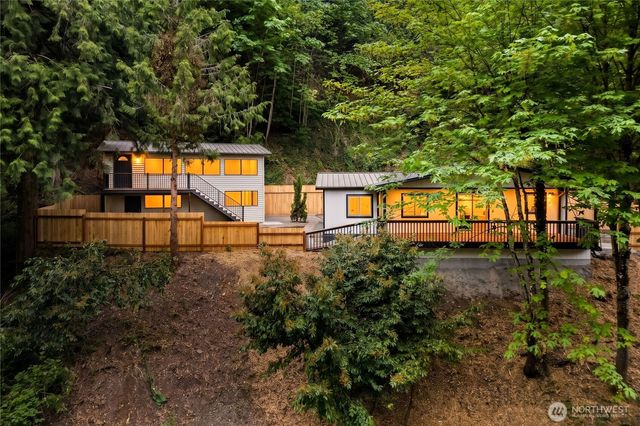 22518 Dorre Don Way, Maple Valley, WA 98038