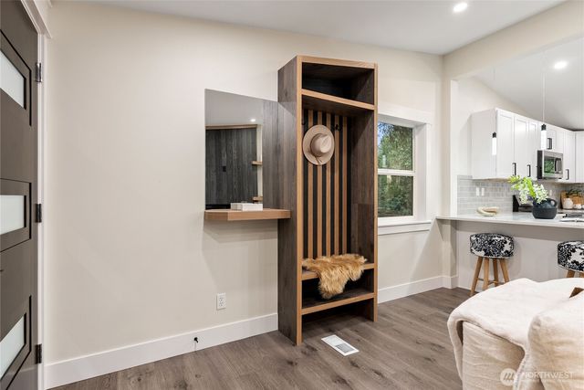 22518 Dorre Don Way, Maple Valley, WA 98038