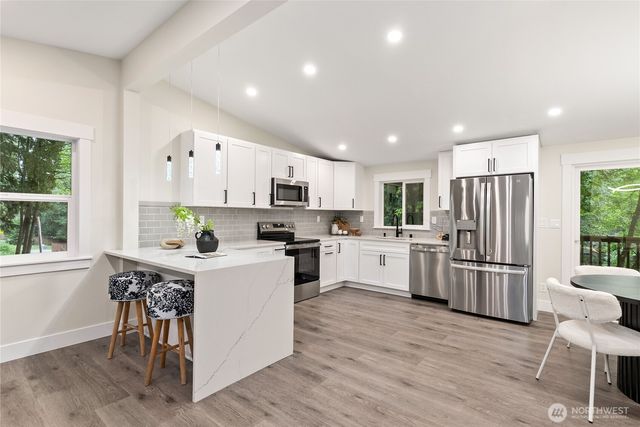 22518 Dorre Don Way, Maple Valley, WA 98038