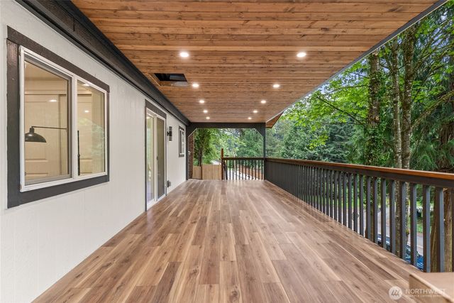 22518 Dorre Don Way, Maple Valley, WA 98038