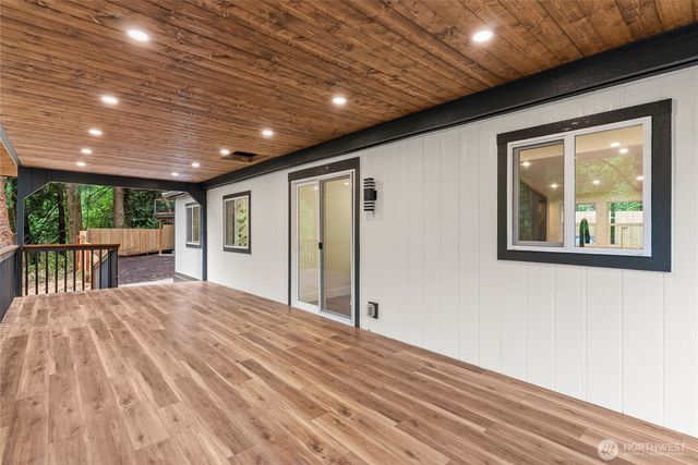 22518 Dorre Don Way, Maple Valley, WA 98038