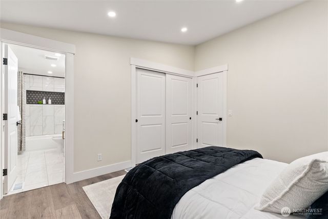 22518 Dorre Don Way, Maple Valley, WA 98038