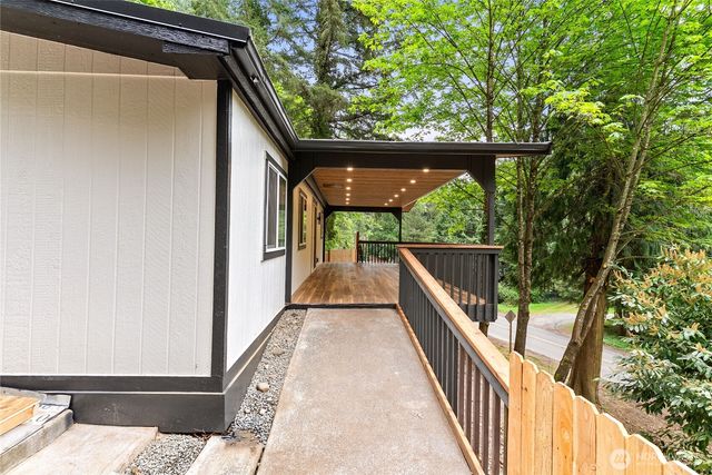 22518 Dorre Don Way, Maple Valley, WA 98038