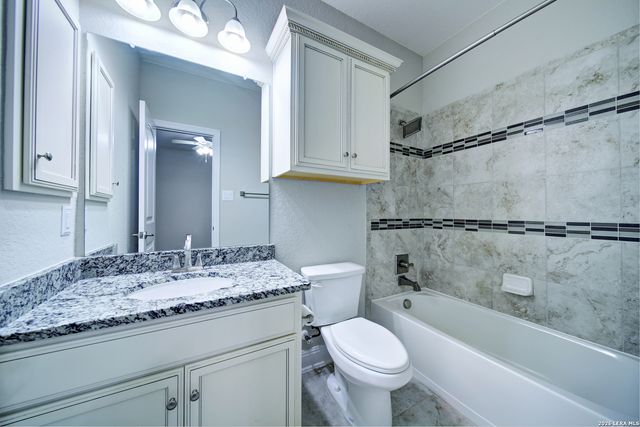 407 MISSION HILL RUN, New Braunfels, TX 78132