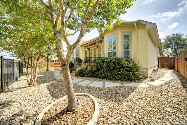407 MISSION HILL RUN, New Braunfels, TX 78132